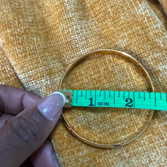 Elegant Gold Hinge Bangle Set - Picture 7 of 7